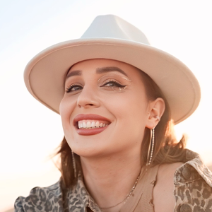 Анна Сапунова